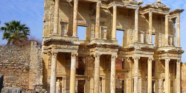 Library-of-Celsus